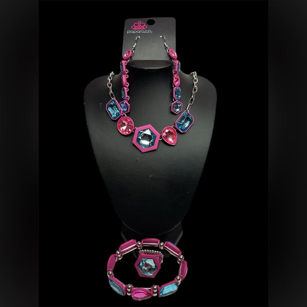 Jewelry Lot: Pre-loved Sets - Picture 3 of 6